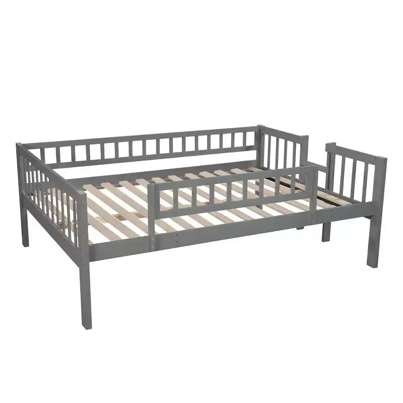 Letto a Castello Triplo Full Over Full con Scaletta Convertibile e Scivolo, Letto Triplo con Sponde di Protezione, Bianco/Grigio/Espresso - ModernLuxe