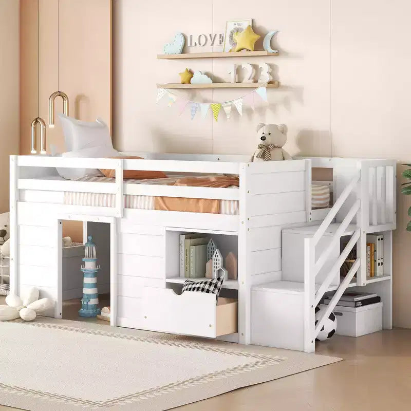 Letto a soppalco basso in legno massiccio, piazza e mezza, 94.6L x 42.3W, con scala, cassetto e mensola, design moderno e pulito