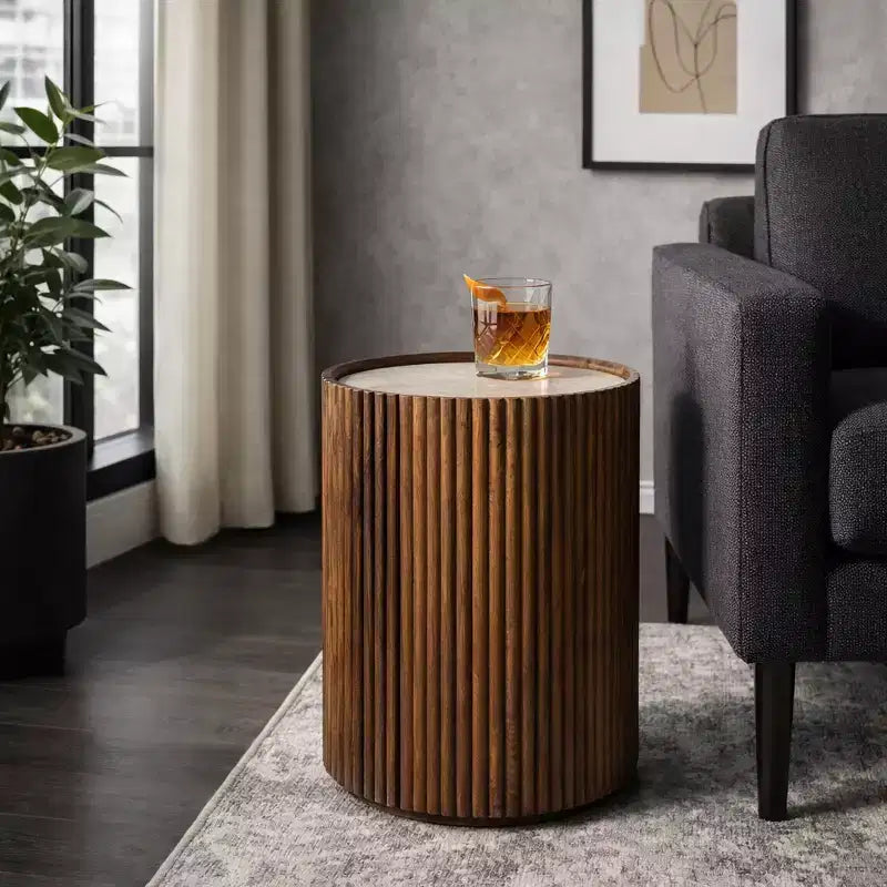 Tavolino Laterale Decorativo in Legno Scanalato con Piano in Marmo e Spazio Contenitivo - Piccolo Tavolino d'Appoggio per Arredo Camera da Letto o Soggiorno